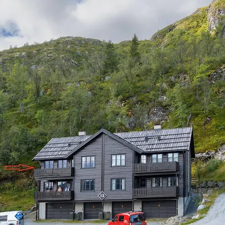 Apartment Large In Skardsnuten, Ski-inn-ski-out *
