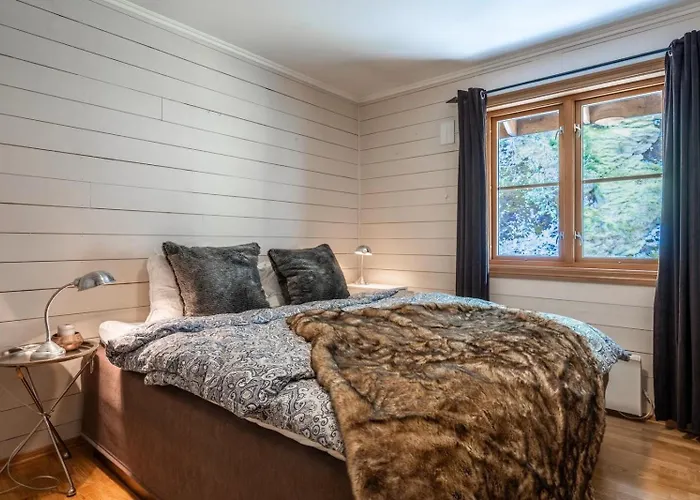 Large In Skardsnuten, Ski-inn-ski-out Apartment Hemsedal